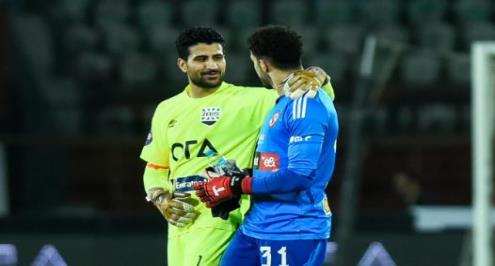 علي لطفي: الشناوي وشوبير طلبا مني العودة للأهلي.. وموقف نجلي من أسباب رحيلي  